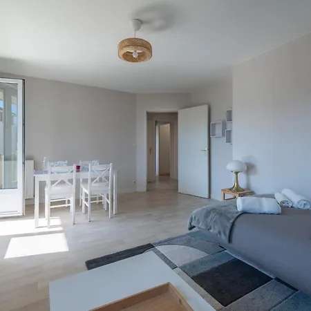 Le Filage - Balcon - Wifi Λαβάλ