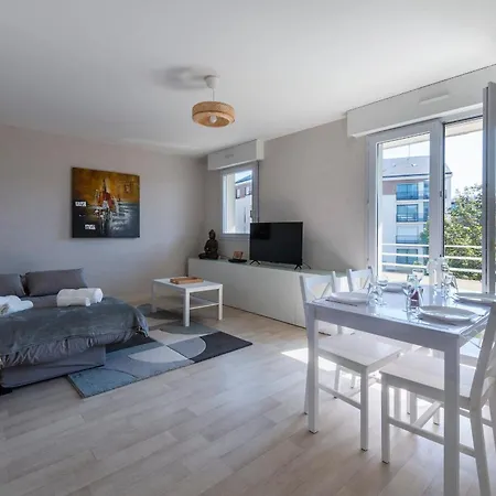 Le Filage - Balcon - Wifi * Λαβάλ