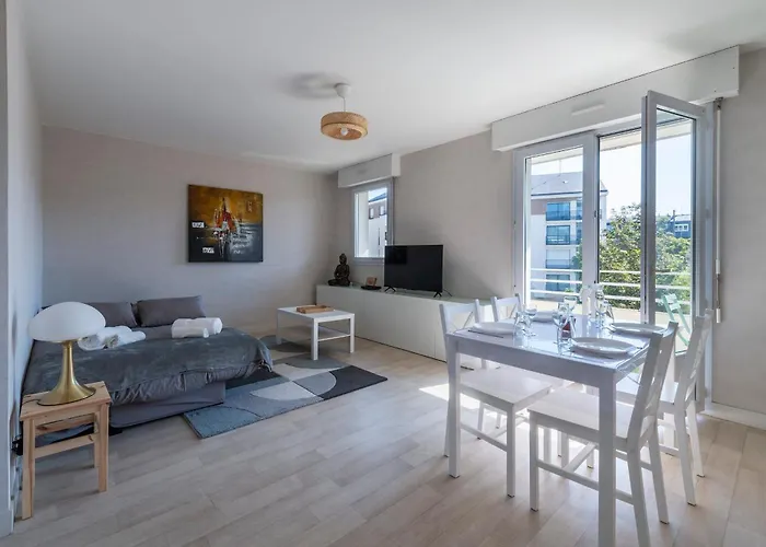 Le Filage - Balcon - Wifi * לאבאל